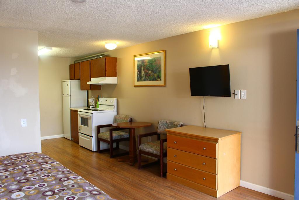 Days Inn By Wyndham Lakewood South Tacoma Camera foto