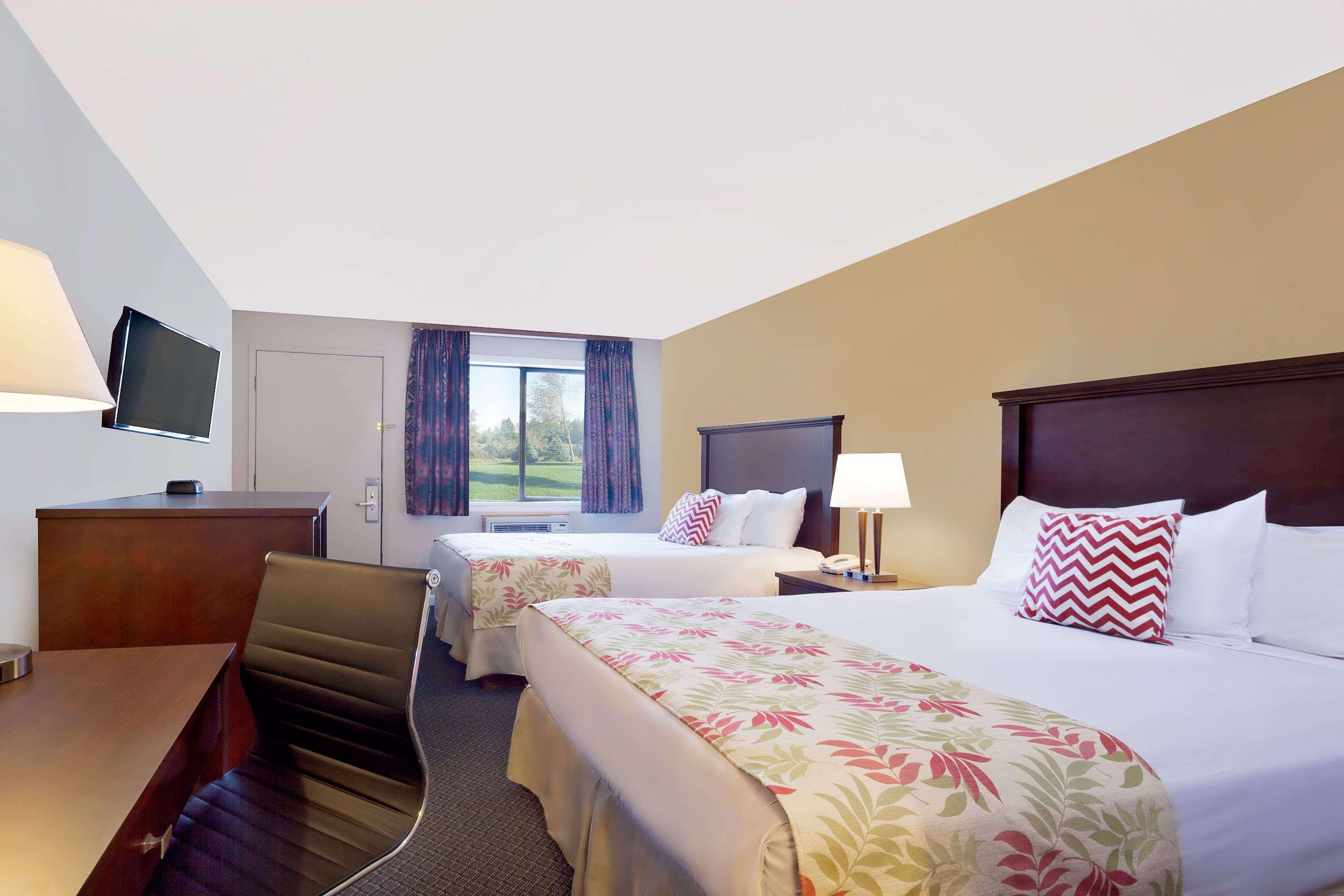 Days Inn By Wyndham Lakewood South Tacoma Esterno foto