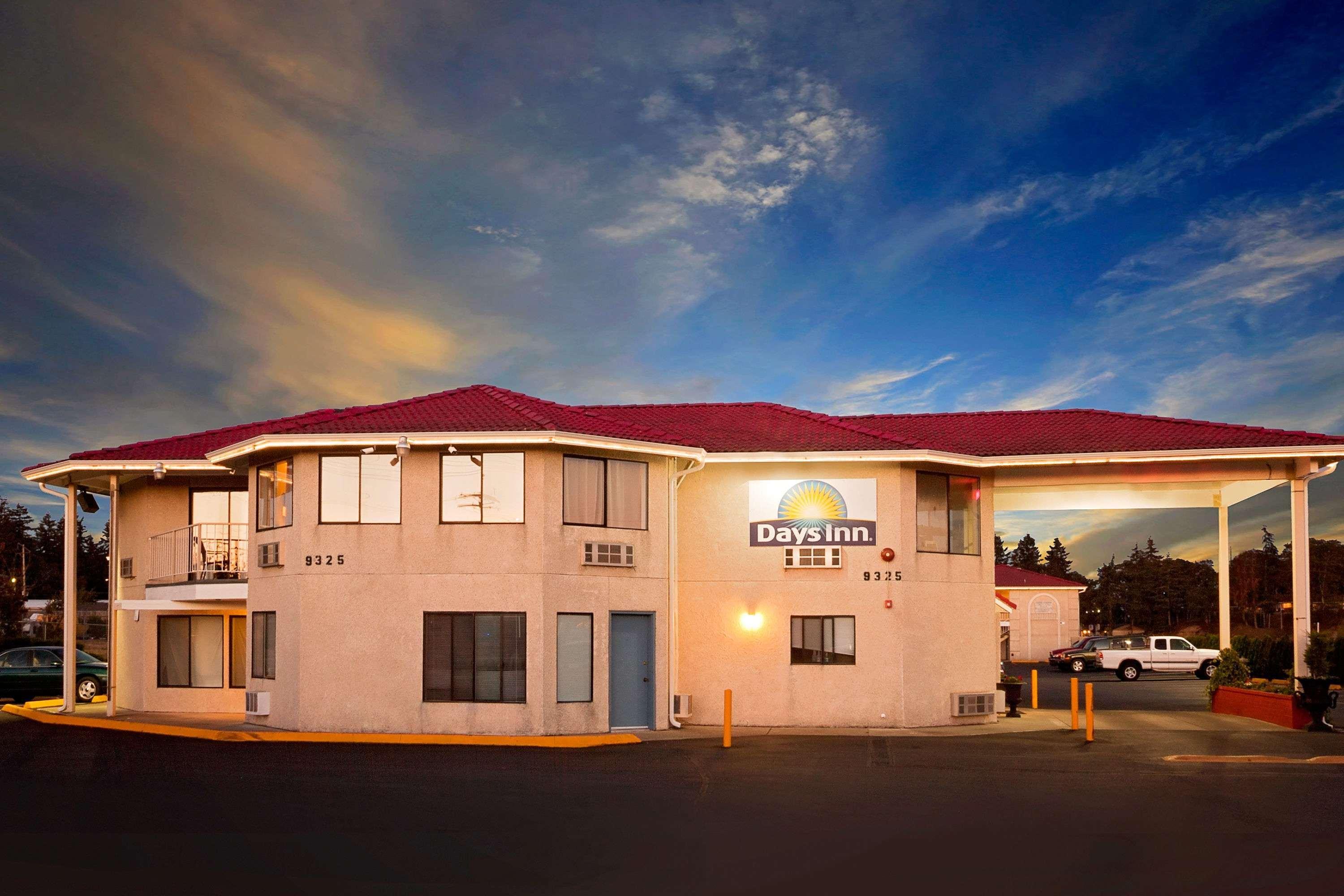 Days Inn By Wyndham Lakewood South Tacoma Esterno foto